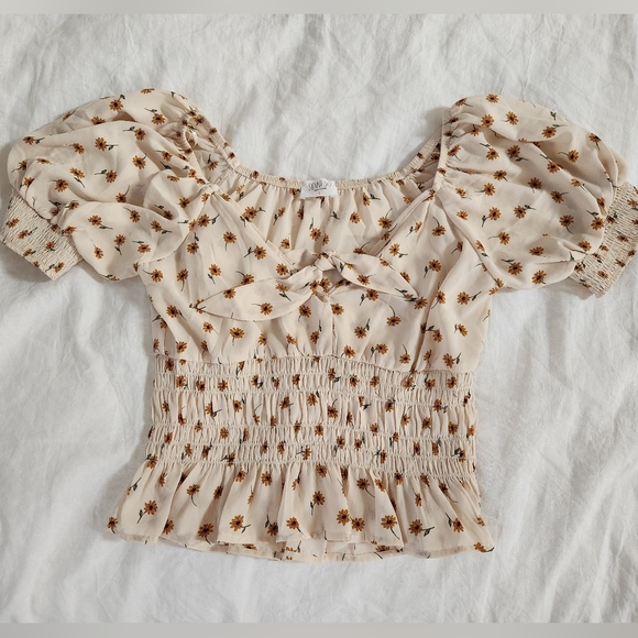 NWT Sunflower babydoll short sleeve cute top - Picture 2 of 10